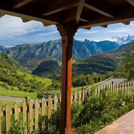 Landsted Casa De Aldea Balcon De Los Picos